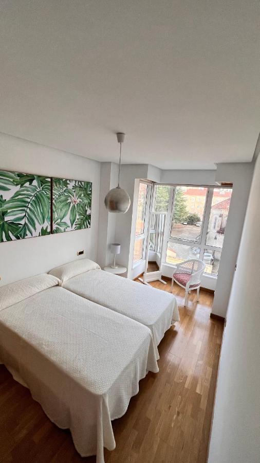 Apartamentos San Martin Ourense Centro 2 Esterno foto