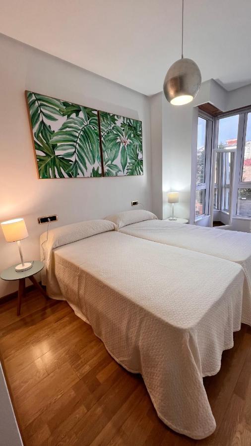 Apartamentos San Martin Ourense Centro 2 Esterno foto